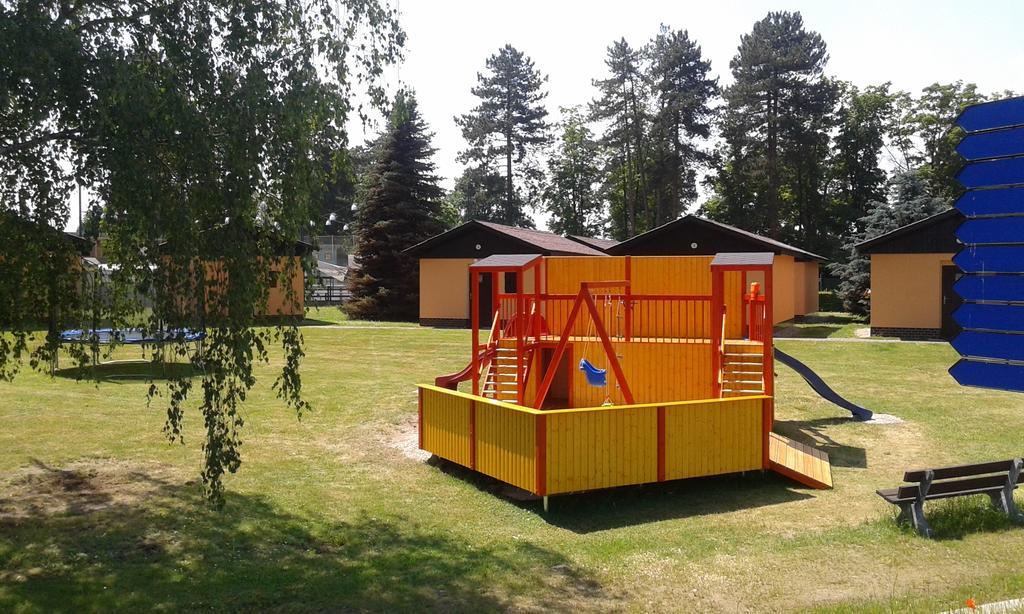 فيلا Sportcentrum Dvorak Hluboká nad Vltavou المظهر الخارجي الصورة