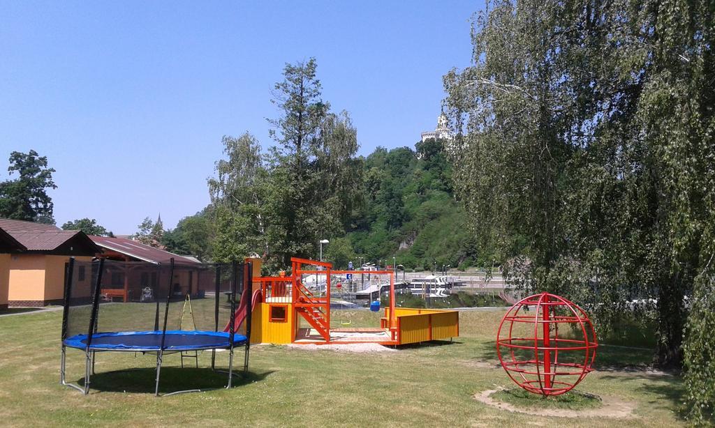 فيلا Sportcentrum Dvorak Hluboká nad Vltavou المظهر الخارجي الصورة
